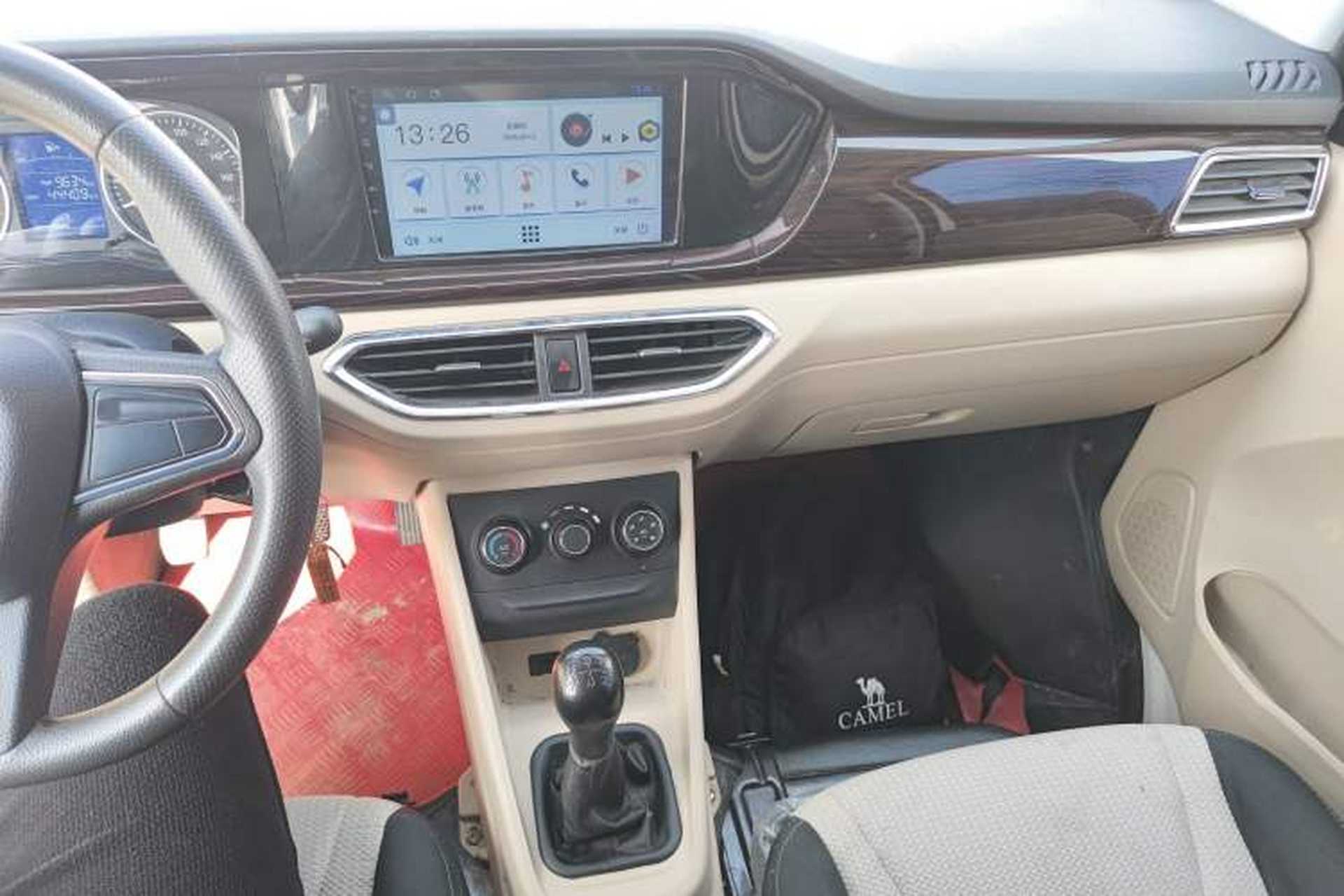 Used CHANGAN KUAYUE Xing V3 2022 1.5L Gasoline Standard Model 2-Seat Van JL473QH Audio And AC Panel