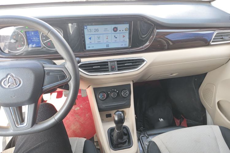Used CHANGAN KUAYUE Xing V3 2022 1.5L Gasoline Standard Model 2-Seat Van JL473QH Center Console