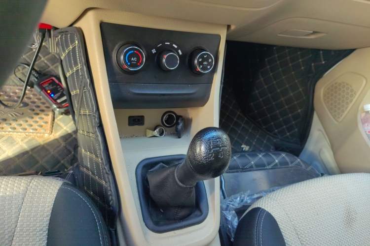 Used CHANGAN KUAYUE Xing V3 2022 1.5L Gasoline Comfort-Grade 2-Seat Van JL473QH Gear Lever