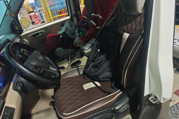 Used CHANGAN KUAYUE Xing V3 2022 1.5L Gasoline Comfort-Grade 5-Seater Passenger Vehicle JL473QH Left Front Seat