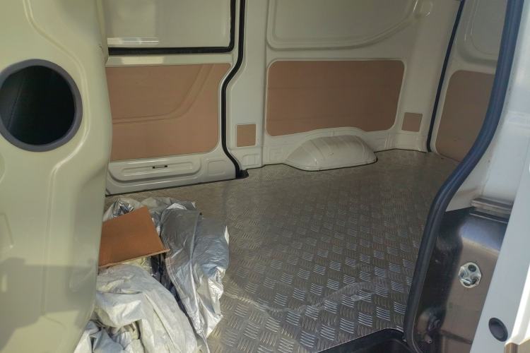 Used CHANGAN KUAYUE Xing V3 2022 1.5L Gasoline Comfort-Grade 2-Seat Van JL473QH Left Rear Seat