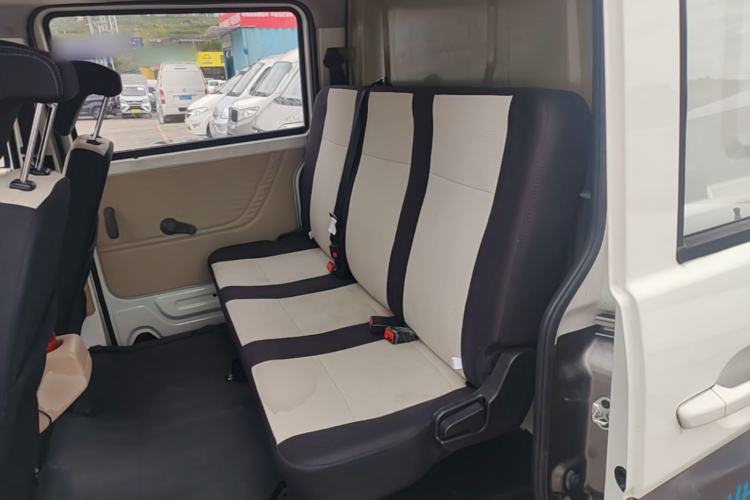 Used CHANGAN KUAYUE Xing V3 2022 1.5L Gasoline Comfort-Grade 5-Seater Minivan JL473QH Left Rear Seat