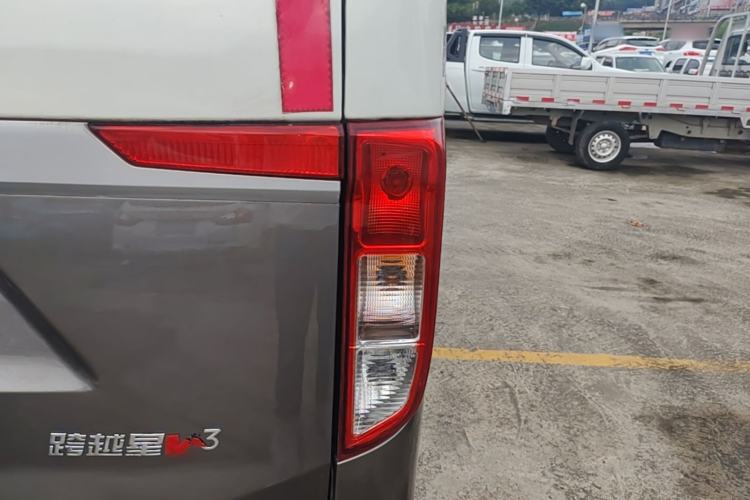 Used CHANGAN KUAYUE Xing V3 2022 1.5L Gasoline Comfort-Grade 5-Seater Minivan JL473QH Right Rear Taillight
