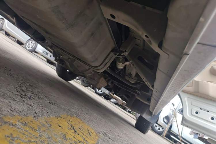 Used CHANGAN KUAYUE Xing V3 2022 1.5L Gasoline Comfort-Grade 5-Seater Minivan JL473QH Right Side Sill