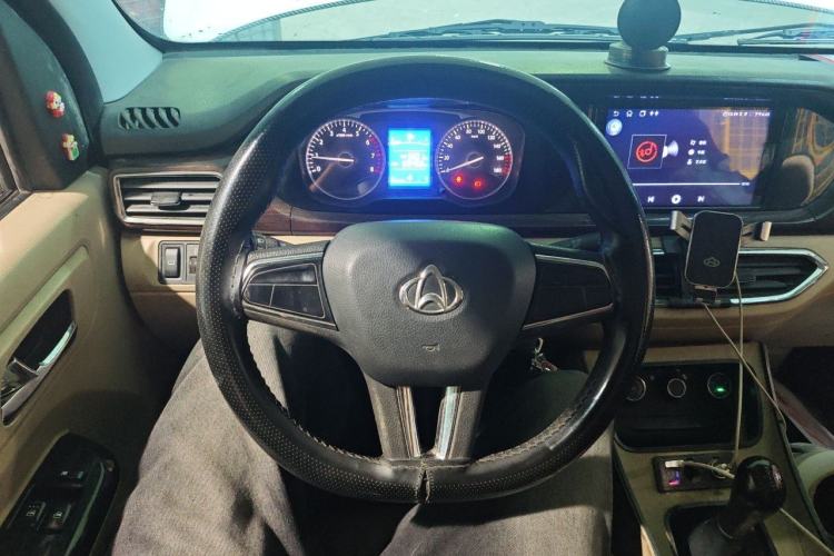 Used CHANGAN KUAYUE Xing V3 2022 1.5L Gasoline Comfort-Grade 5-Seater Passenger Vehicle JL473QH Steering Wheel