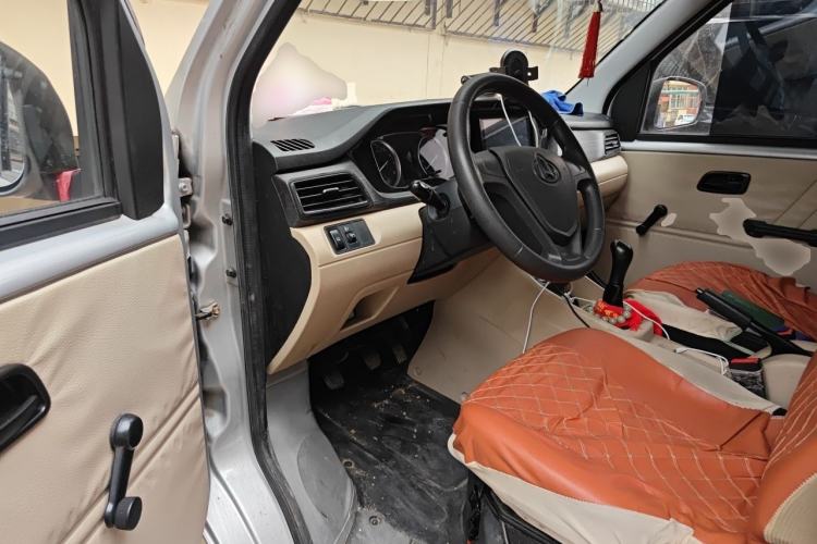 Used CHANGAN KUAYUE Xing V3 2023 1.3L Gasoline Comfort Model 5-Seater Passenger Vehicle Driver Seat