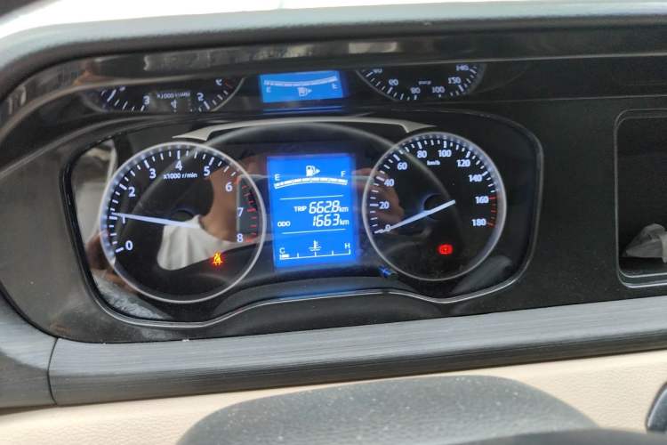 Used CHANGAN KUAYUE Xing V3 2023 1.3L Gasoline Comfort Model 5-Seater Passenger Vehicle Instrument Cluster
