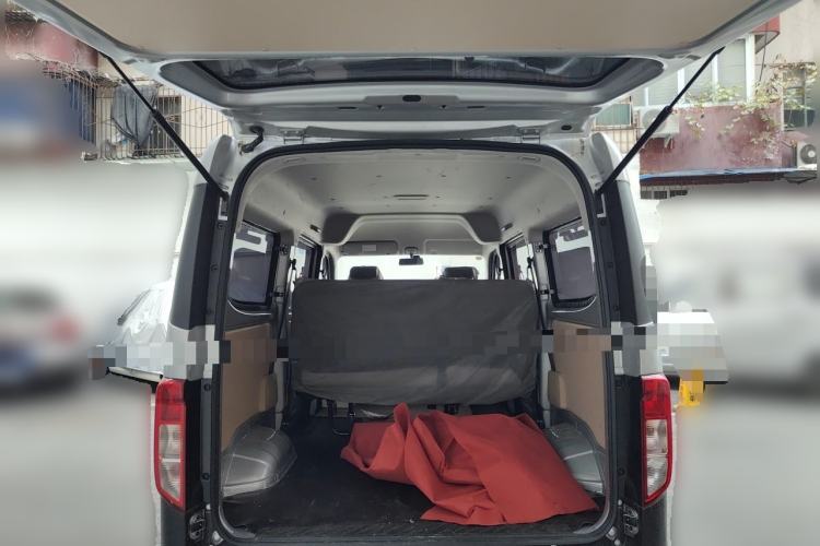 Used CHANGAN KUAYUE Xing V3 2023 1.3L Gasoline Comfort Model 5-Seater Passenger Vehicle Trunk