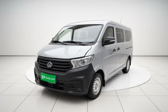 Gebrauchter CHANGAN KUAYUE Xing V3 2023 1.3L Gasoline Standard Model 7-Seater Passenger Vehicle