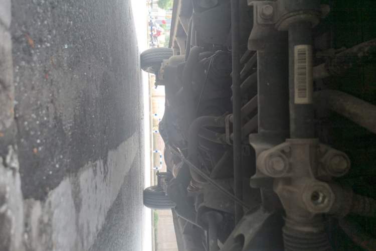 Used CHANGAN KUAYUE Xing V3 2023 1.5L Gasoline Standard Edition 5-Seater Minivan Chassis Front