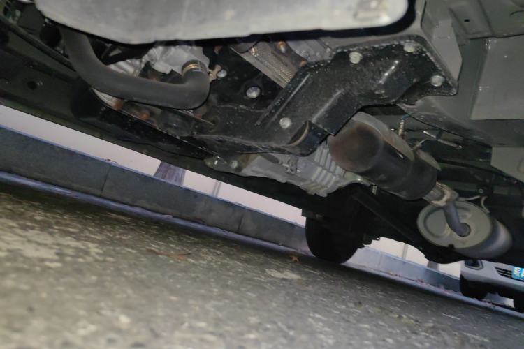 Used CHANGAN KUAYUE Xing V3 2023 1.3L Gasoline Standard Model 6-Seater Passenger Vehicle Chassis Front Left