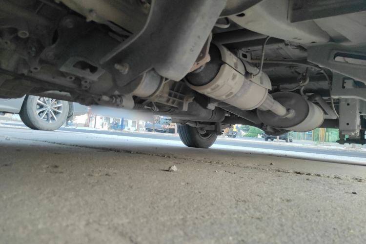 Used CHANGAN KUAYUE Xing V3 2023 1.5L Gasoline Comfort Edition 5-Seat Passenger Vehicle Chassis Front Left