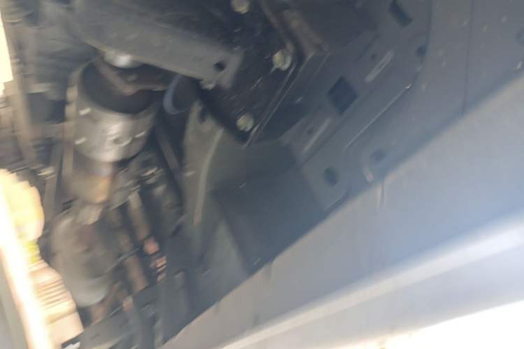 Used CHANGAN KUAYUE Xing V3 2023 1.5L Gasoline Standard Model 5-Seater Passenger Vehicle Chassis Front Left
