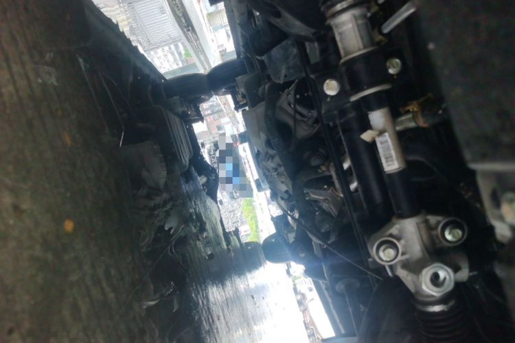 Used CHANGAN KUAYUE Xing V3 2023 1.5L Gasoline Standard Edition 2-Seat Van Chassis Front