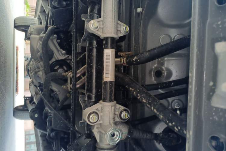 Used CHANGAN KUAYUE Xing V3 2023 1.5L Gasoline Standard Model 5-Seater Passenger Vehicle Chassis Front