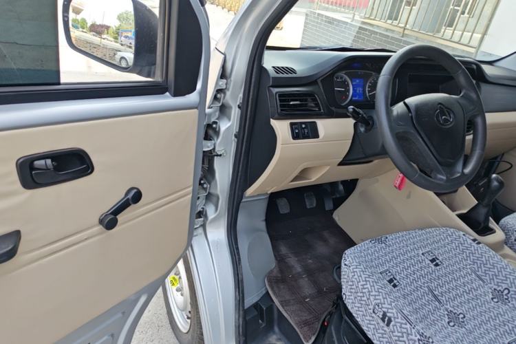 Used CHANGAN KUAYUE Xing V3 2023 1.3L Gasoline Comfort Edition 7-Seater Passenger Vehicle Driver Seat