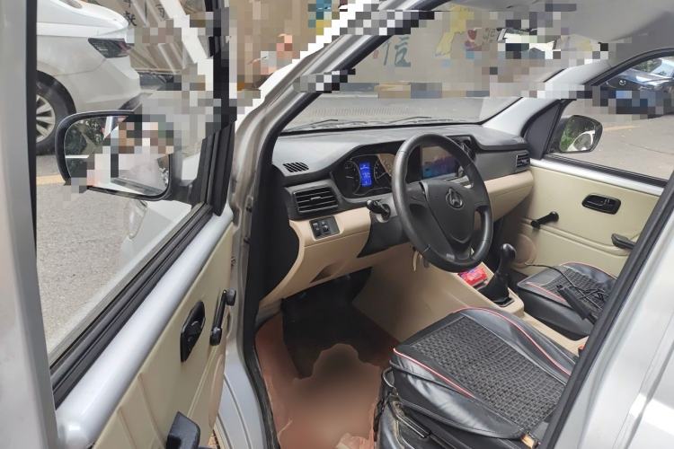 Used CHANGAN KUAYUE Xing V3 2023 1.3L Gasoline Standard Model 5-Seater Passenger Vehicle Driver Seat
