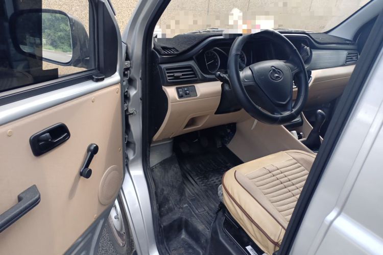 Used CHANGAN KUAYUE Xing V3 2023 1.5L Gasoline Standard Model 5-Seater Passenger Vehicle Driver Seat