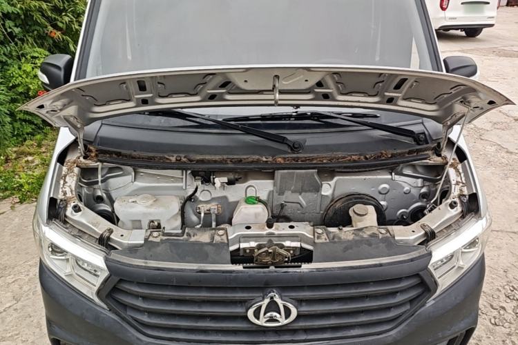 Used CHANGAN KUAYUE Xing V3 2023 1.3L Gasoline Comfort Model 2-Seater Van Engine Bay