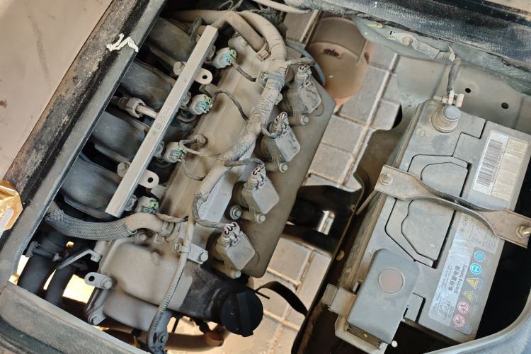 Used CHANGAN KUAYUE Xing V3 2023 1.3L Gasoline Comfort Edition 5-Seater Van Engine Bay
