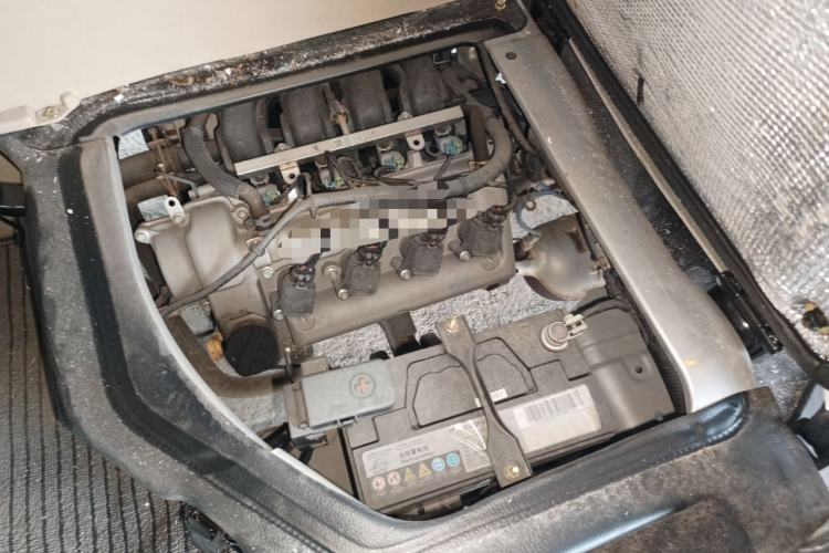 Used CHANGAN KUAYUE Xing V3 2023 1.3L Gasoline Standard Version 2-Seater Van Engine Bay