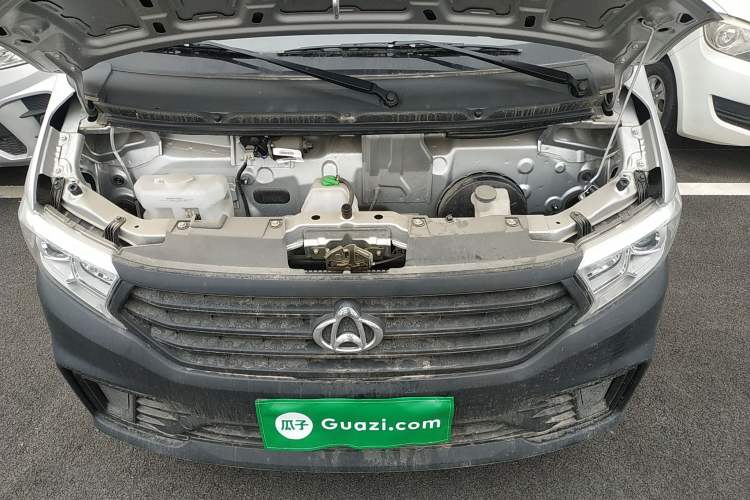 Used CHANGAN KUAYUE Xing V3 2023 1.3L Gasoline Comfort Model 2-Seater Van Engine Bay