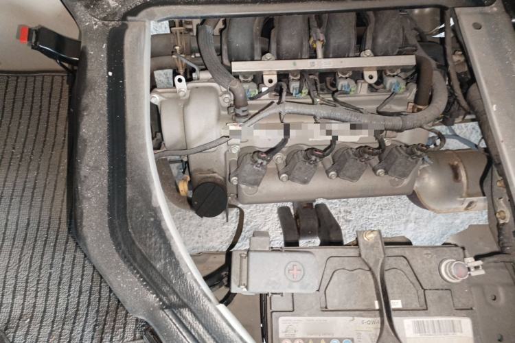 Used CHANGAN KUAYUE Xing V3 2023 1.3L Gasoline Standard Version 2-Seater Van Engine Bay Right