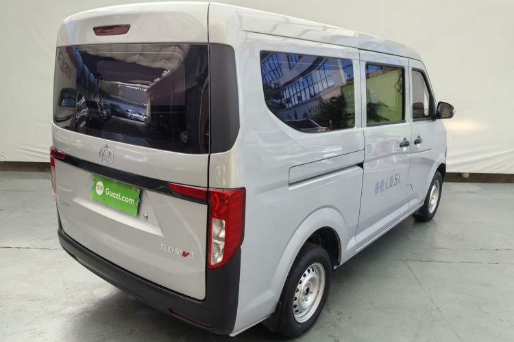 Used CHANGAN KUAYUE Xing V3 2023 1.3L Gasoline Standard Model 5-Seater Passenger Vehicle Exterior 11
