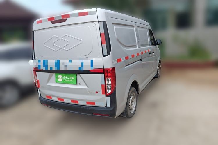 Used CHANGAN KUAYUE Xing V3 2023 1.5L Gasoline Standard Edition 2-Seat Van Exterior 5