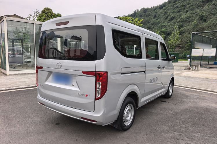 Used CHANGAN KUAYUE Xing V3 2023 1.5L Gasoline Standard Model 7-Seater Passenger Vehicle Exterior 7