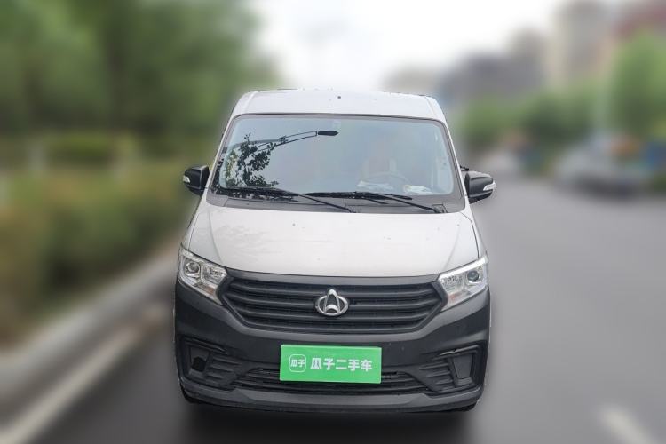 Used CHANGAN KUAYUE Xing V3 2023 1.3L Gasoline Comfort Model 2-Seater Van Front