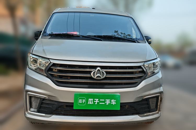 Used CHANGAN KUAYUE Xing V3 2023 1.3L Gasoline Comfort Edition 5-Seater Van Front