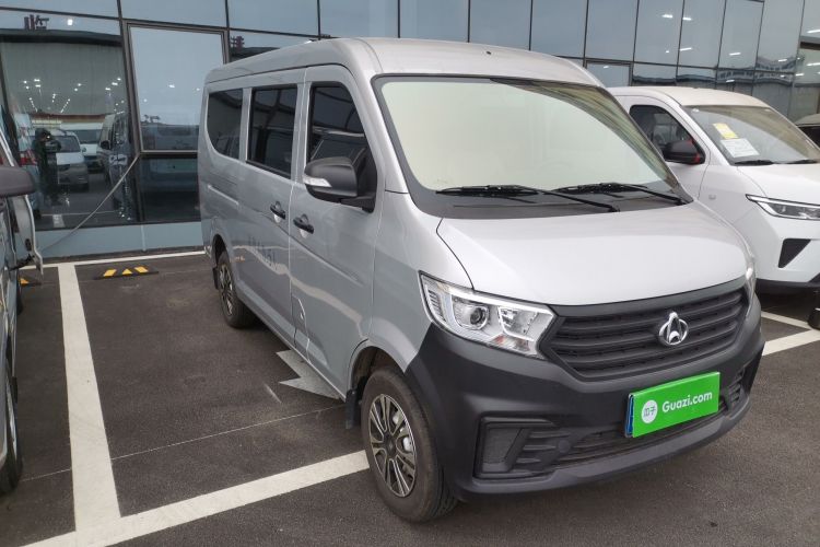 Used CHANGAN KUAYUE Xing V3 2023 1.5L Gasoline Comfort Edition 5-Seat Passenger Vehicle Front Right 45 Deg