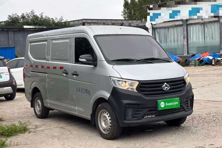 Used CHANGAN KUAYUE Xing V3 2023 1.3L Gasoline Comfort Model 2-Seater Van Front Right 45 Deg