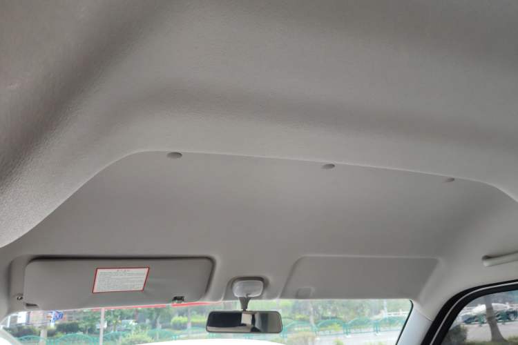 Used CHANGAN KUAYUE Xing V3 2023 1.3L Gasoline Standard Model 6-Seater Passenger Vehicle Headliner