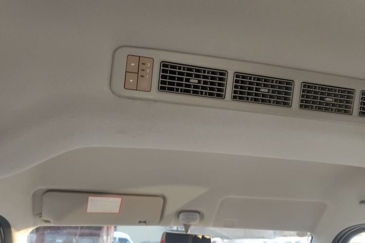 Used CHANGAN KUAYUE Xing V3 2023 1.3L Gasoline Comfort Edition 7-Seater Passenger Vehicle Headliner