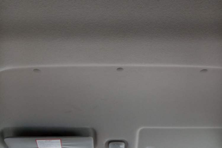 Used CHANGAN KUAYUE Xing V3 2023 1.3L Gasoline Standard Model 6-Seater Passenger Vehicle Headliner