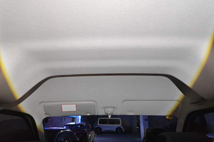 Used CHANGAN KUAYUE Xing V3 2023 1.5L Gasoline Comfort Edition 5-Seat Passenger Vehicle Headliner