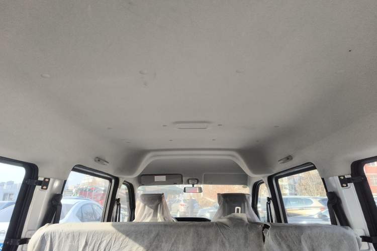 Used CHANGAN KUAYUE Xing V3 2023 1.5L Gasoline Comfort Edition 5-Seat Passenger Vehicle Headliner