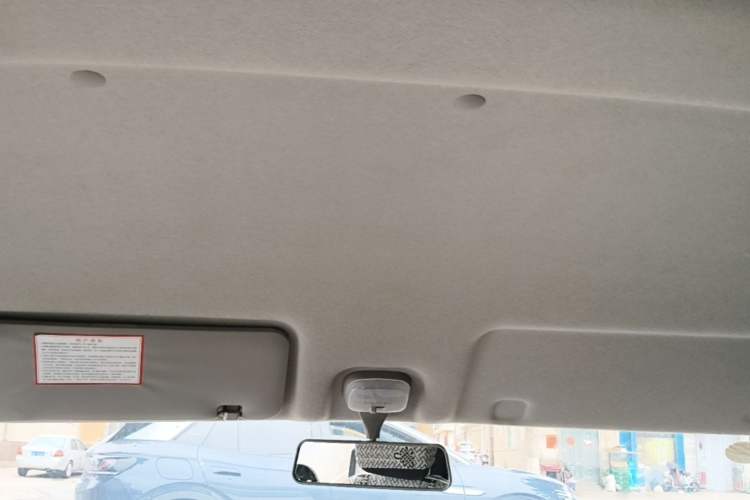 Used CHANGAN KUAYUE Xing V3 2023 1.3L Gasoline Comfort Model 5-Seater Passenger Vehicle Headliner