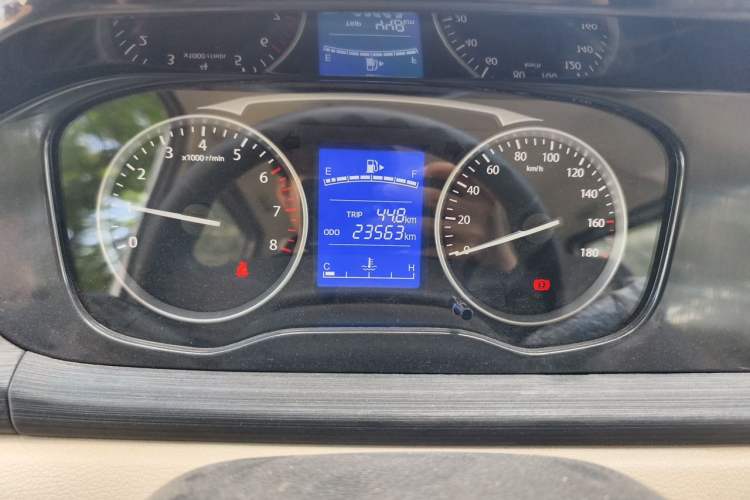 Used CHANGAN KUAYUE Xing V3 2023 1.3L Gasoline Standard Model 5-Seater Passenger Vehicle Instrument Cluster