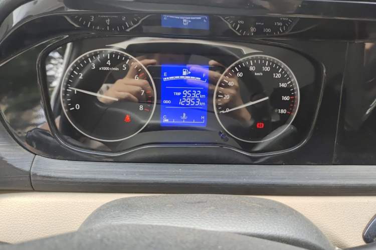 Used CHANGAN KUAYUE Xing V3 2023 1.3L Gasoline Standard Model 5-Seater Passenger Vehicle Instrument Cluster