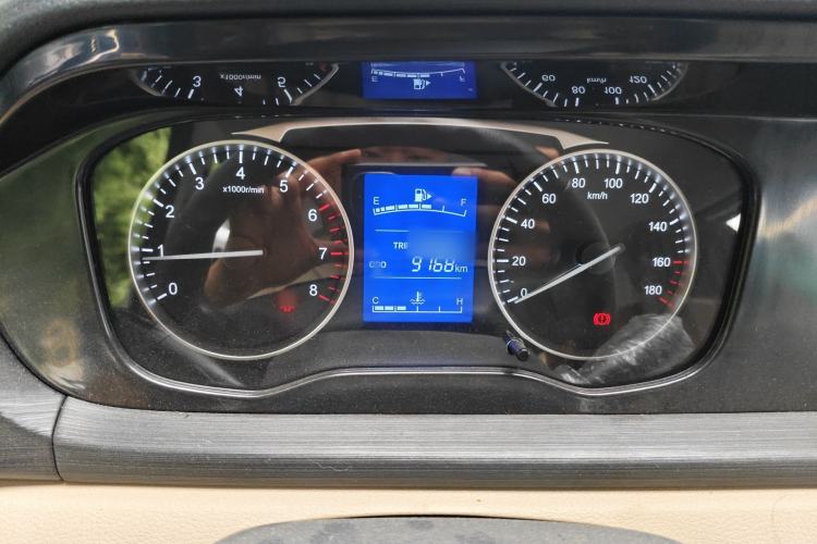 Used CHANGAN KUAYUE Xing V3 2023 1.3L Gasoline Standard Model 5-Seater Passenger Vehicle Instrument Cluster