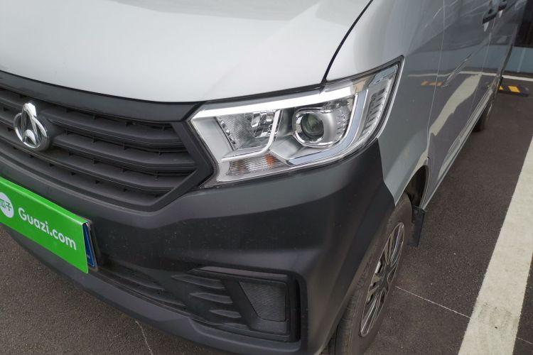 Used CHANGAN KUAYUE Xing V3 2023 1.5L Gasoline Comfort Edition 5-Seat Passenger Vehicle Left Front Headlight