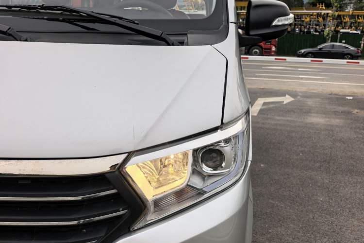 Used CHANGAN KUAYUE Xing V3 2023 1.5L Gasoline Standard Model 7-Seater Passenger Vehicle Left Front Headlight