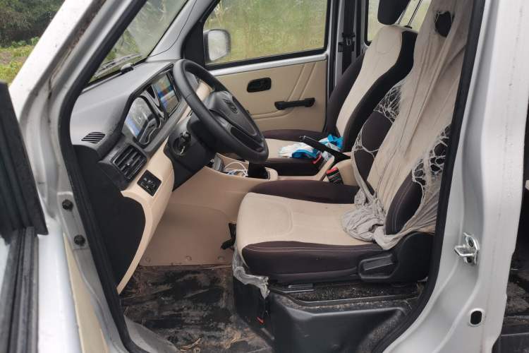 Used CHANGAN KUAYUE Xing V3 2023 1.3L Gasoline Comfort Edition 7-Seater Passenger Vehicle Left Front Seat