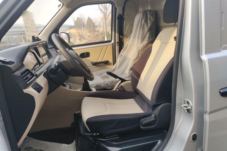 Used CHANGAN KUAYUE Xing V3 2023 1.5L Gasoline Standard Edition 2-Seat Van Left Front Seat