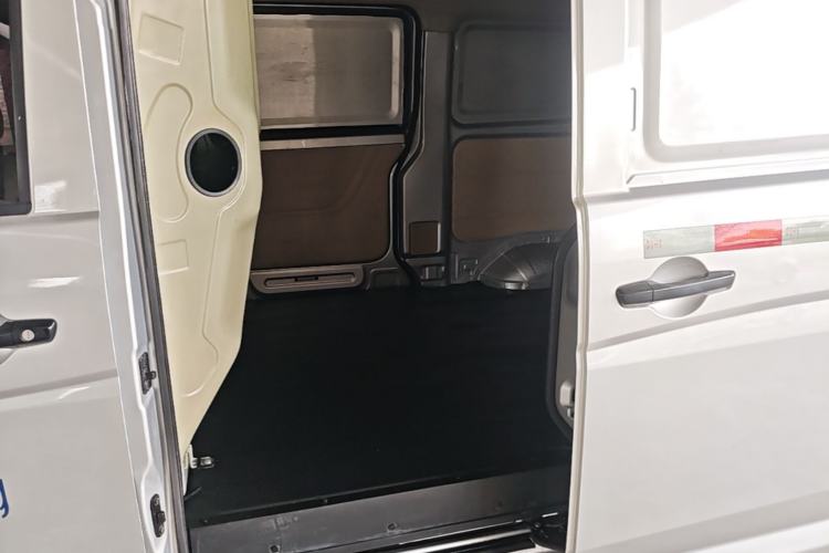 Used CHANGAN KUAYUE Xing V3 2023 1.5L Gasoline Standard Edition 2-Seat Van Left Rear Seat