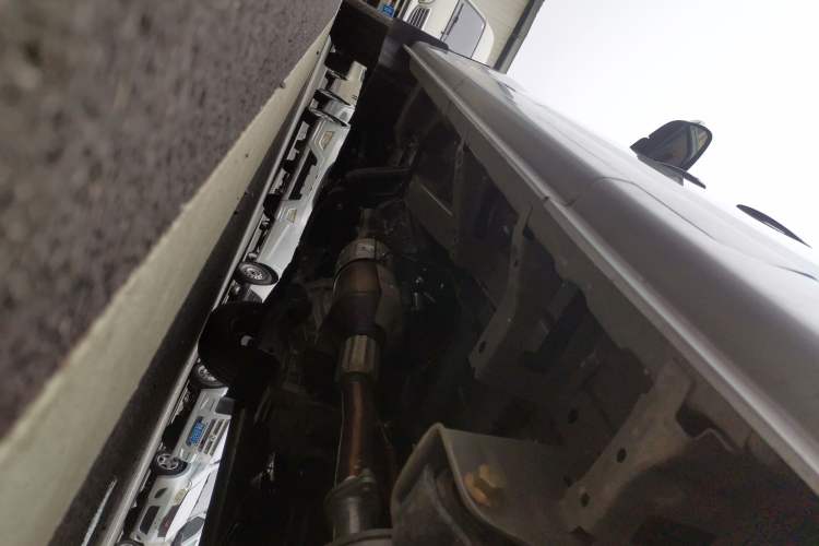 Used CHANGAN KUAYUE Xing V3 2023 1.5L Gasoline Comfort Edition 5-Seat Passenger Vehicle Left Side Sill