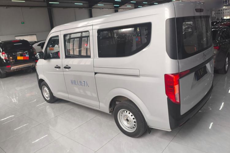 Used CHANGAN KUAYUE Xing V3 2023 1.3L Gasoline Standard Model 7-Seater Passenger Vehicle Left Side